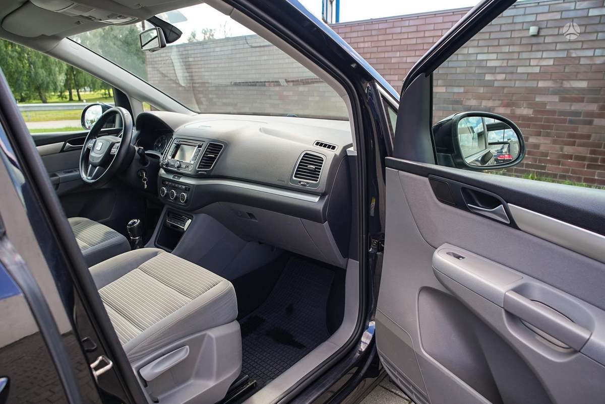 Seat Alhambra, 2.0 l., Минивэн