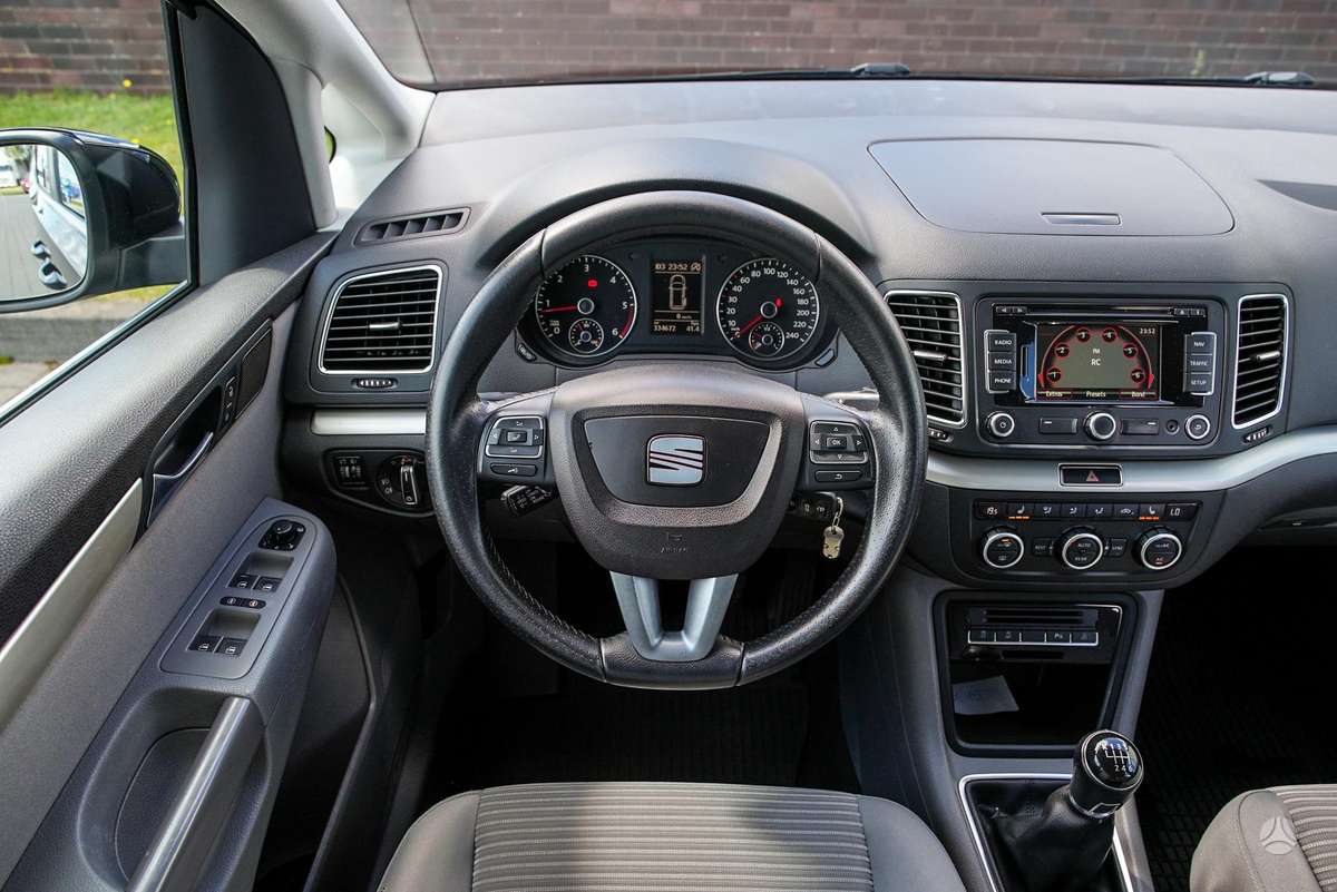 Seat Alhambra, 2.0 l., Минивэн