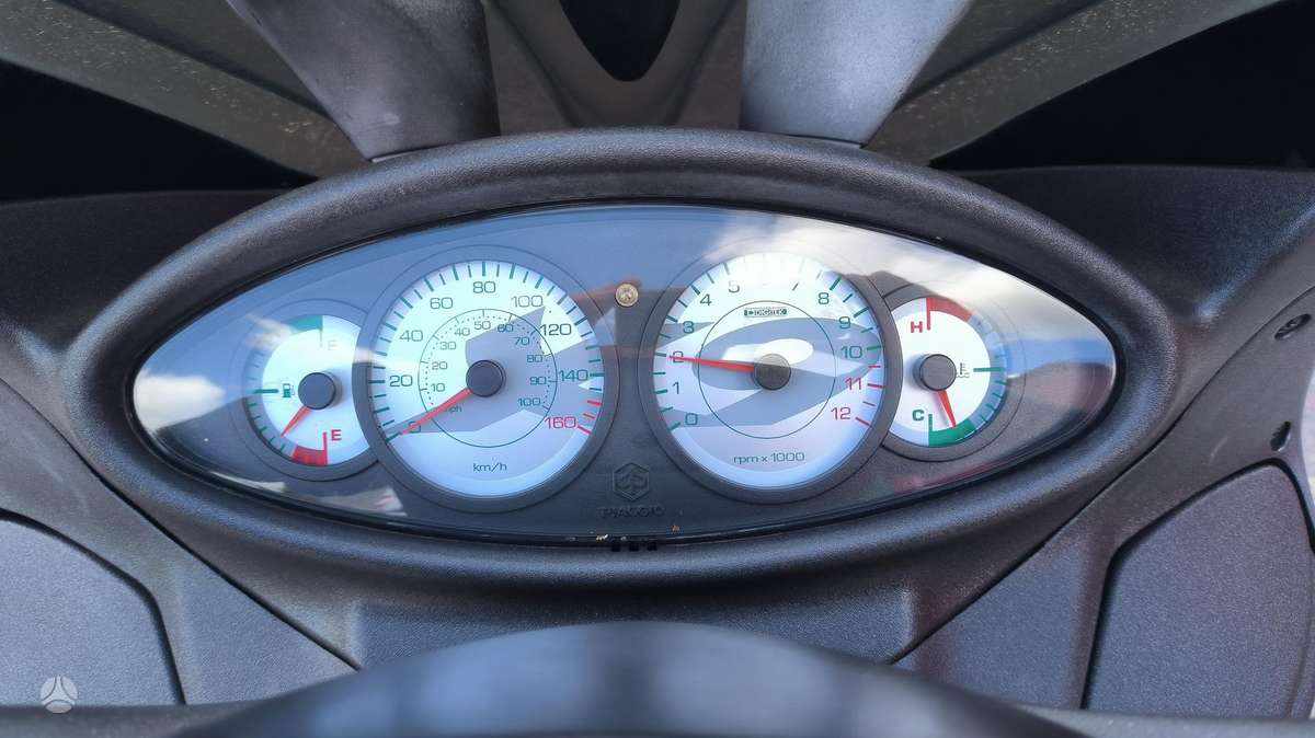 Piaggio X9 125cc, scooters / mopeds
