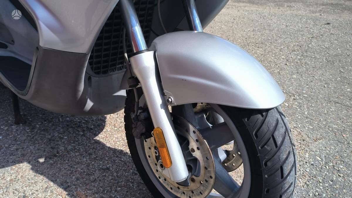 Piaggio X9 125cc, scooters / mopeds