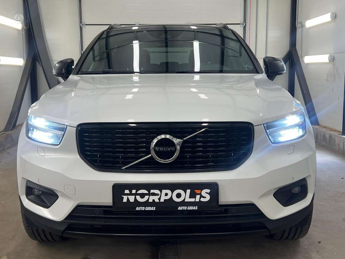 Volvo XC40 - 2