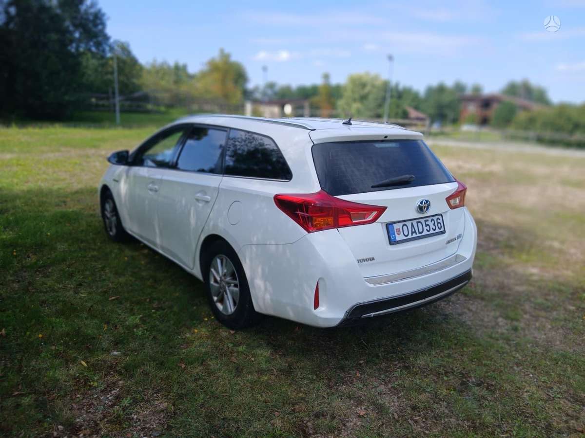 Toyota Auris - 4