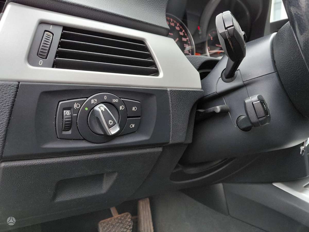 BMW 320, 2.0 l., wagon