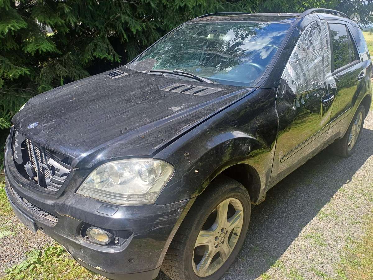Mercedes-Benz ML320 по частям