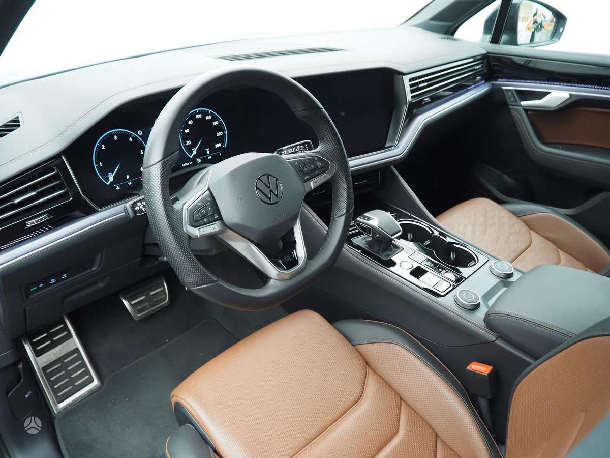 Volkswagen Touareg - 10