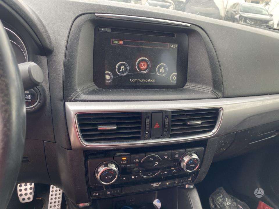 Mazda CX-5, 2.2 l., off-road / crossover