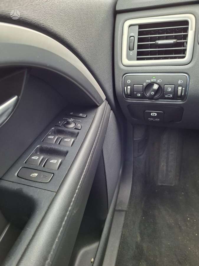 Volvo V70, 2.0 l., wagon