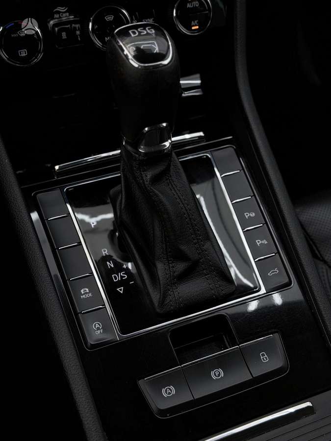 Skoda Superb, 2.0 l., Универсал