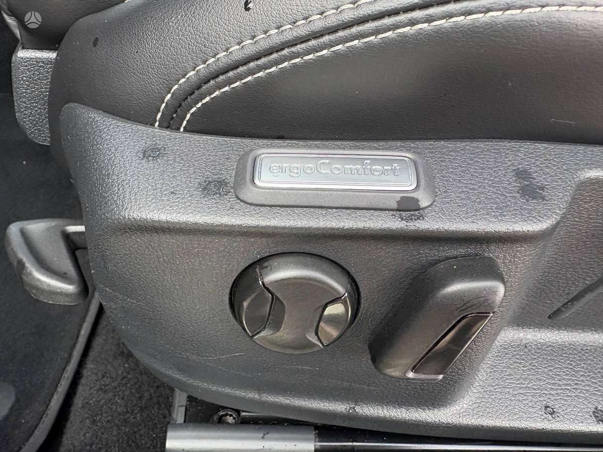 Volkswagen Passat, 2.0 l., Универсал