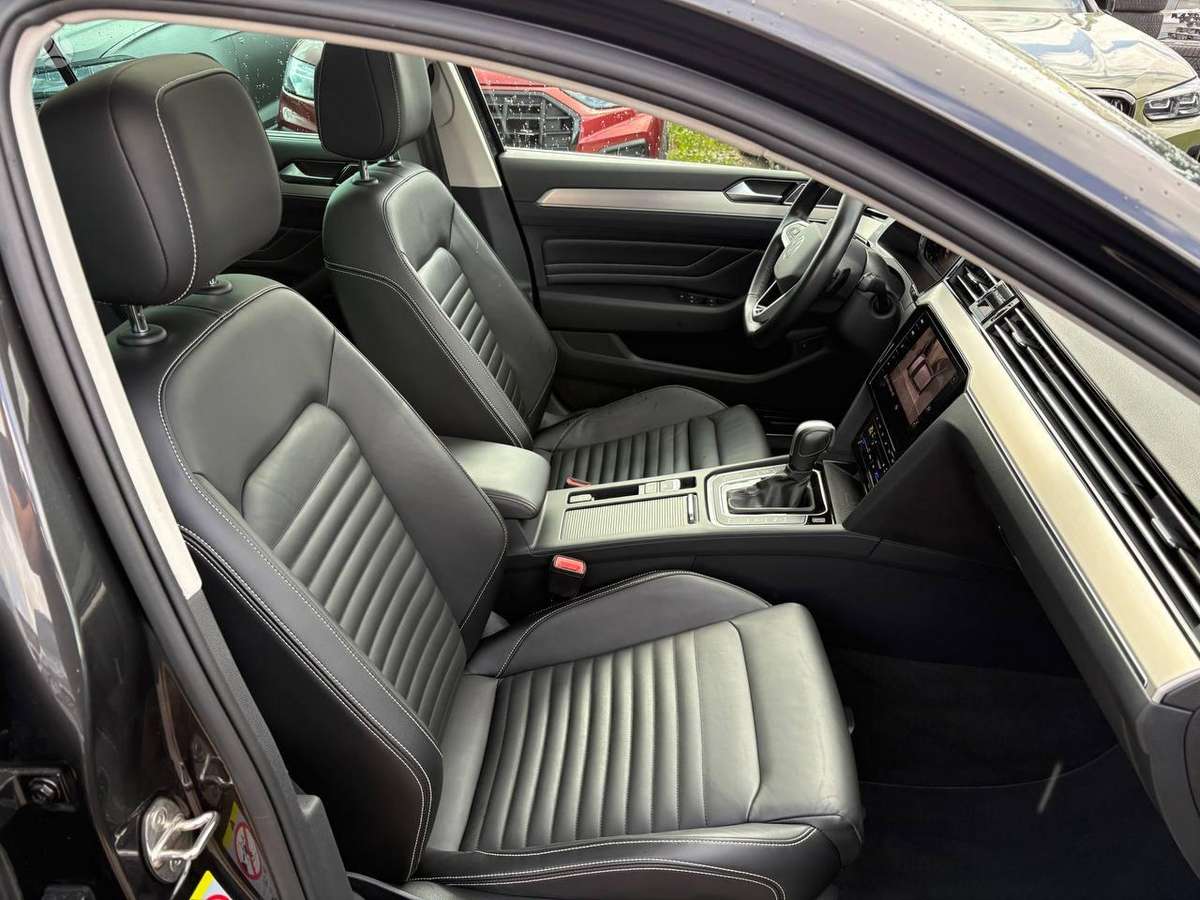 Volkswagen Passat, 2.0 l., Универсал