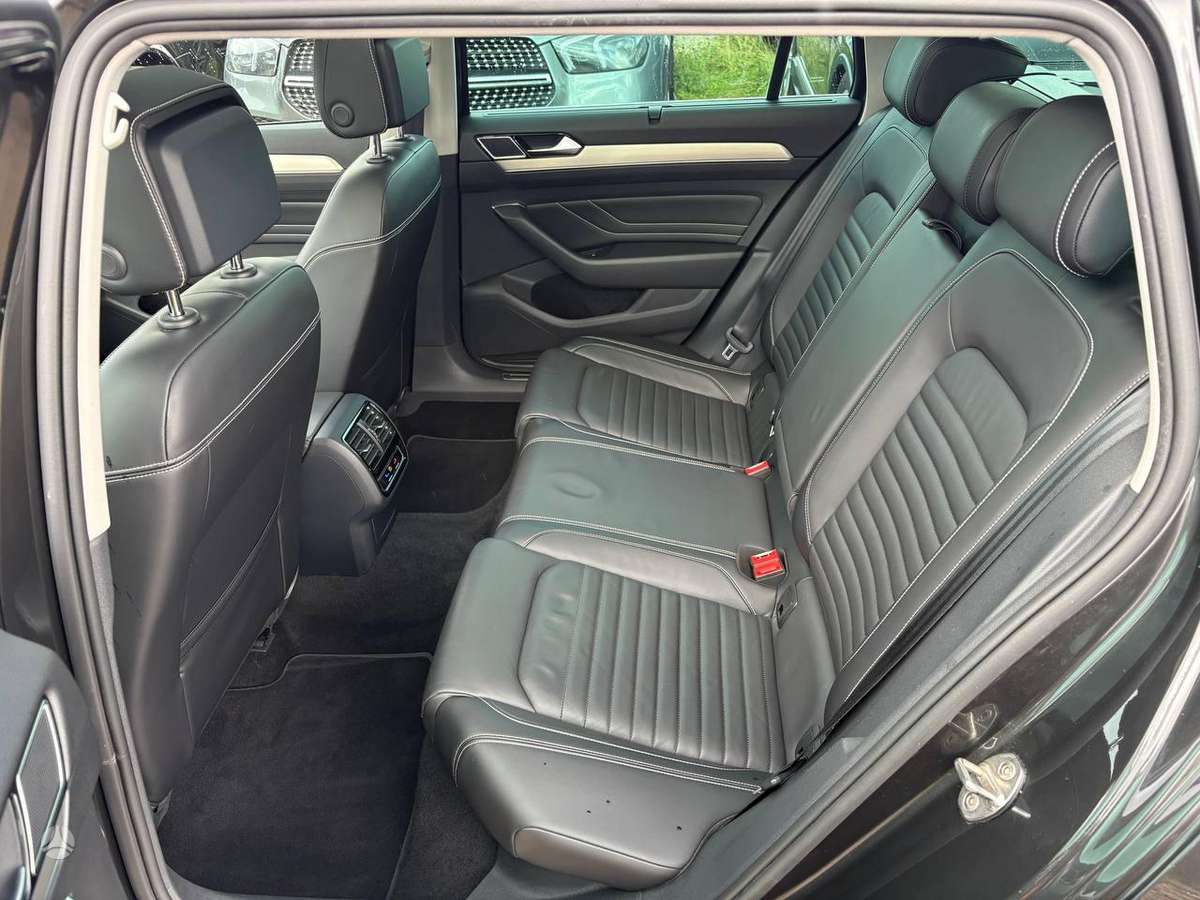 Volkswagen Passat, 2.0 l., Универсал