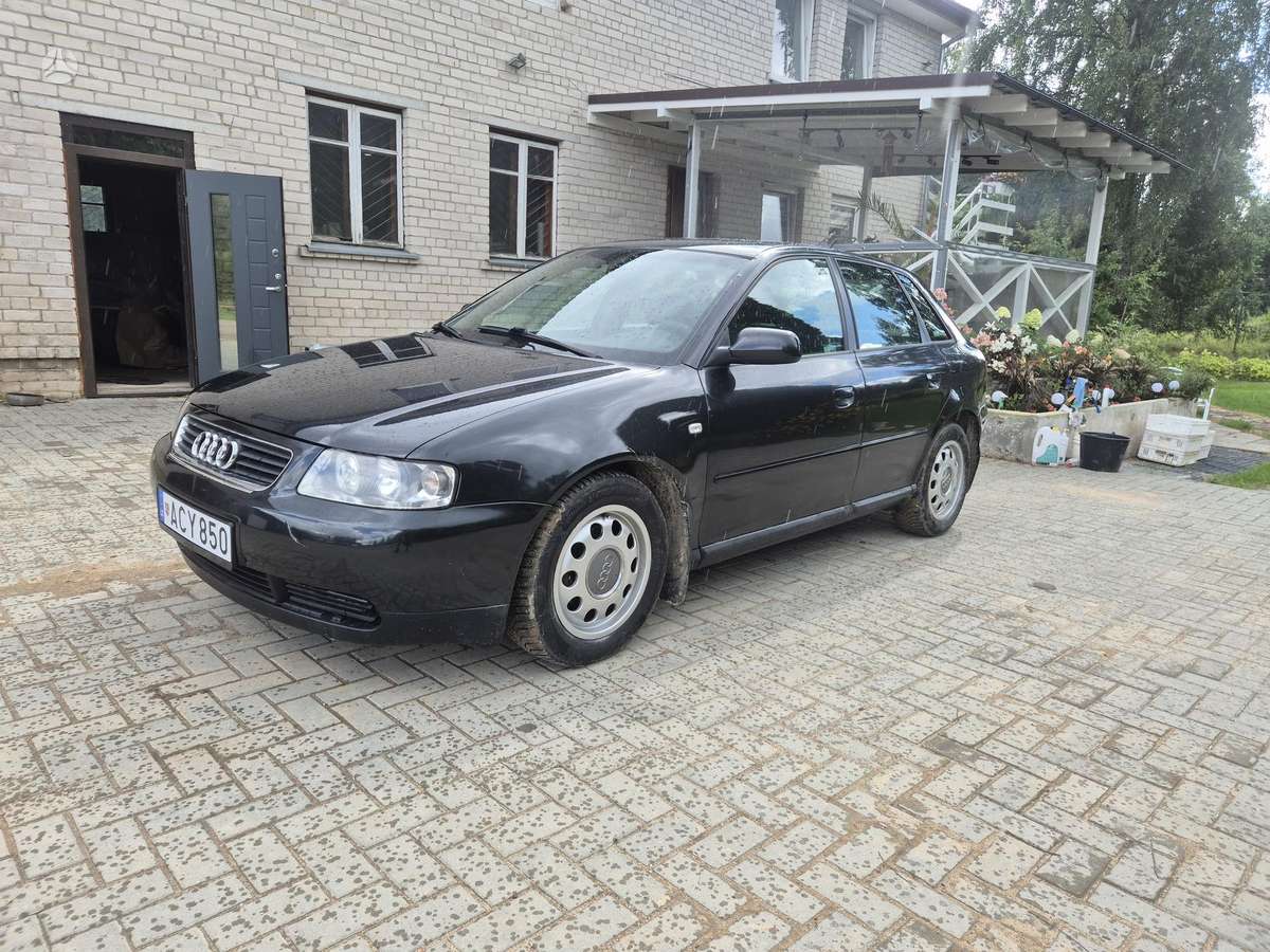 Audi A3, 1.6 l., Хэтчбек