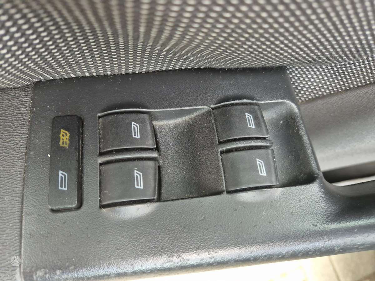 Audi A3, 1.6 l., Хэтчбек