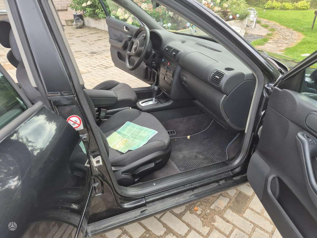 Audi A3, 1.6 l., Хэтчбек