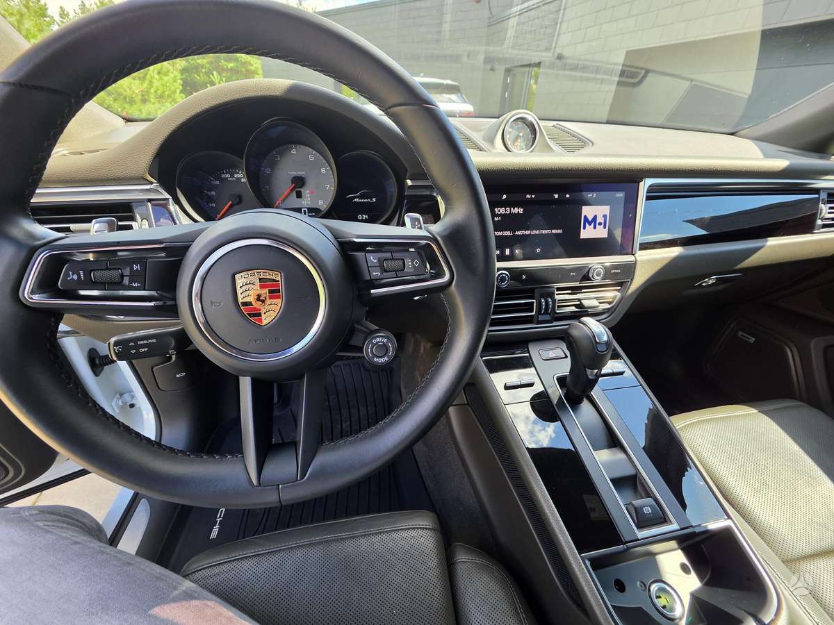 Porsche Macan - 3