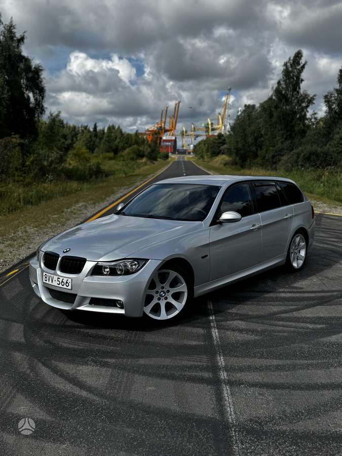 BMW 330, 3.0 l., Универсал