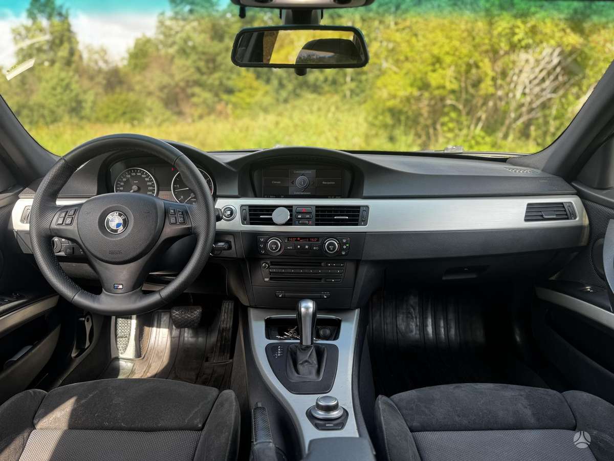 BMW 330, 3.0 l., Универсал