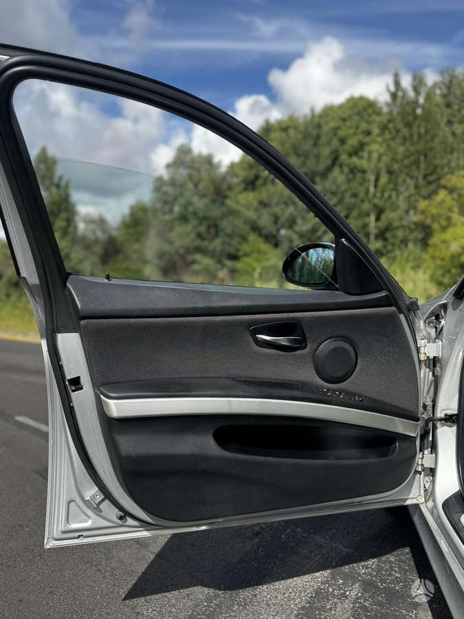 BMW 330, 3.0 l., Универсал