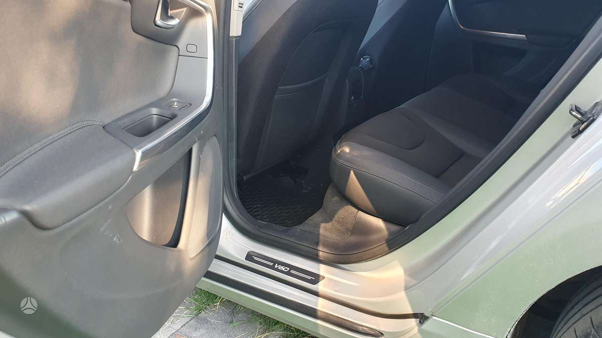 Volvo V60, 1.6 l., Универсал