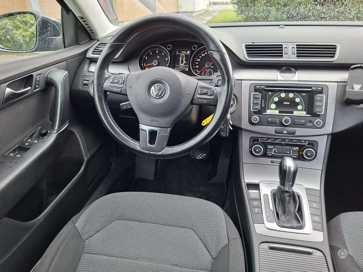 Volkswagen Passat, 1.4 l., Универсал