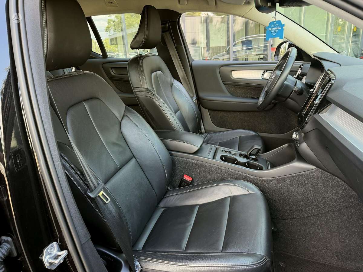 Volvo XC40 - 10