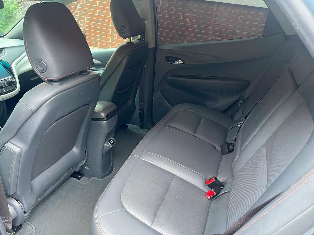 Chevrolet Bolt, 64 кВт·ч, Хэтчбек