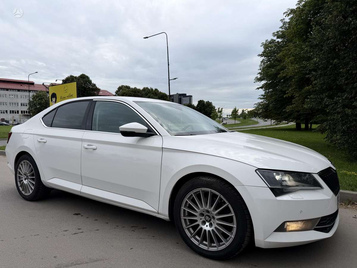 Skoda Superb, 2.0 l., Хэтчбек