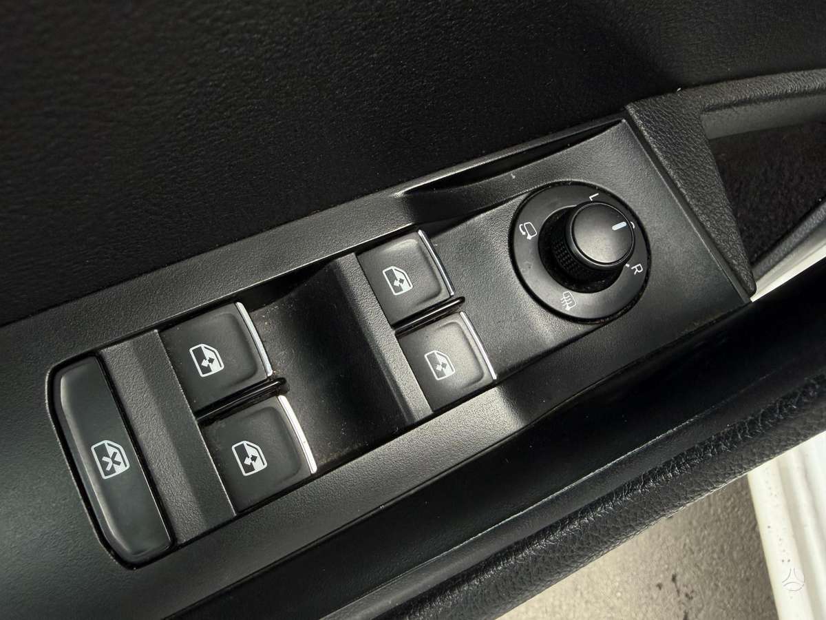Skoda Superb, 2.0 l., Хэтчбек
