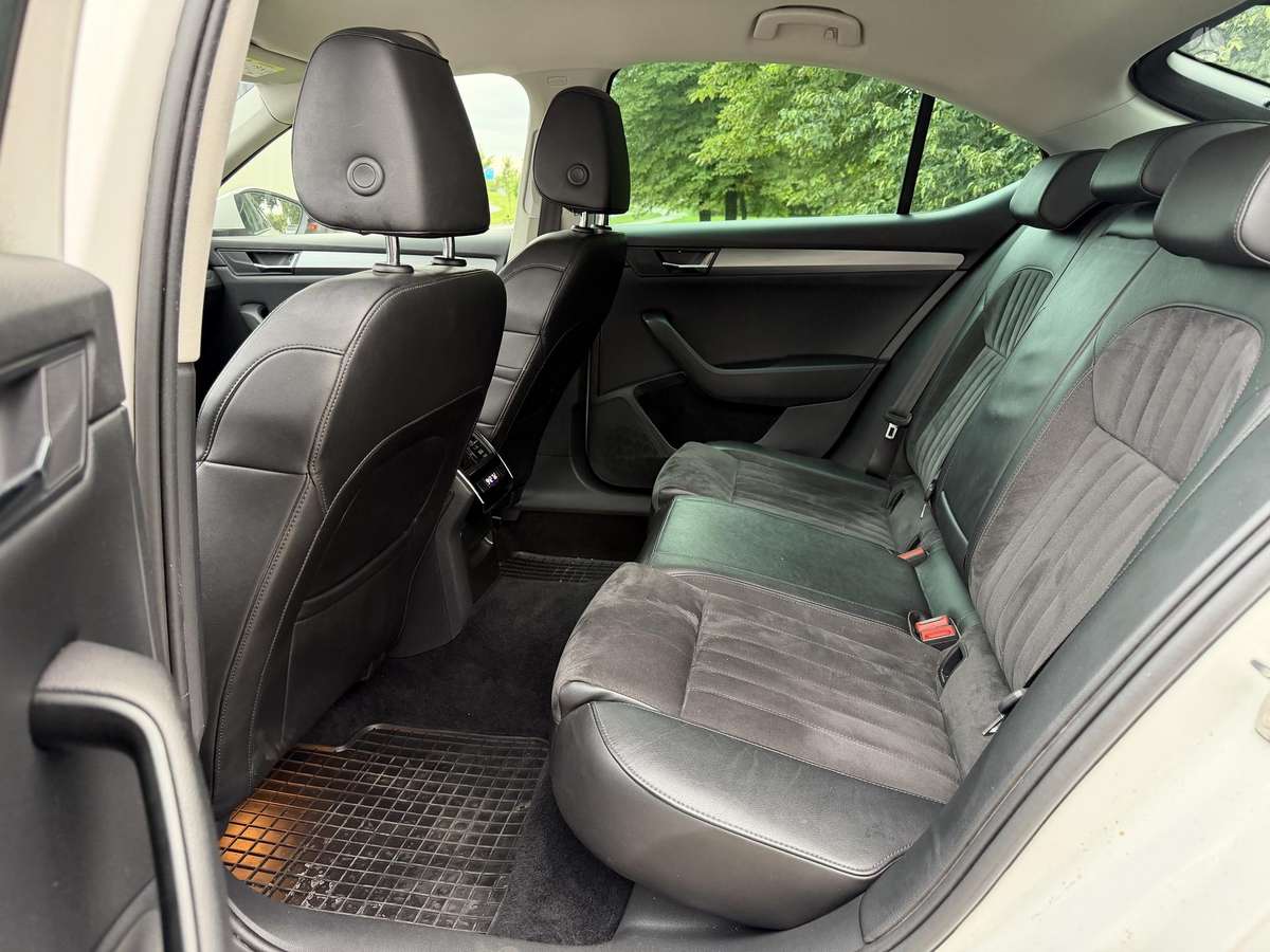 Skoda Superb, 2.0 l., hatchback