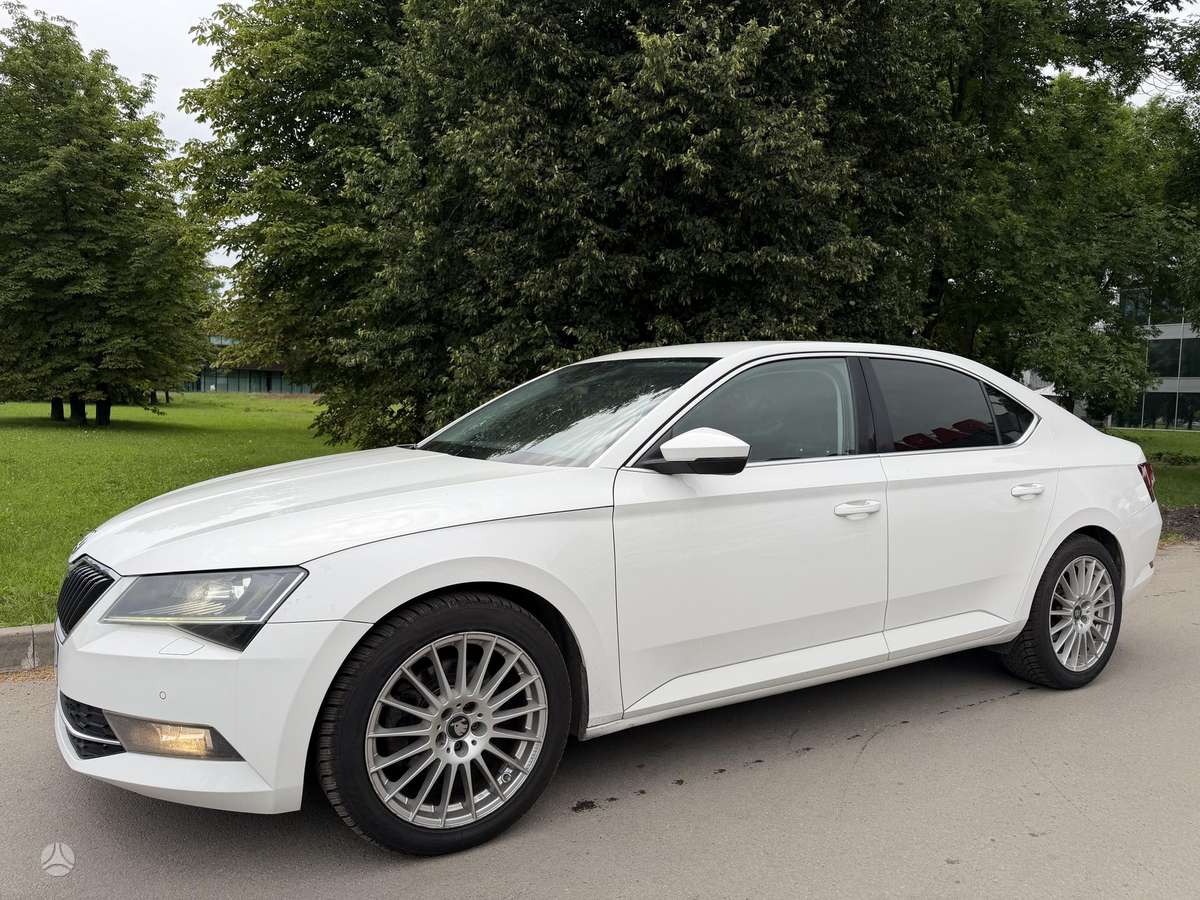Skoda Superb, 2.0 l., Хэтчбек