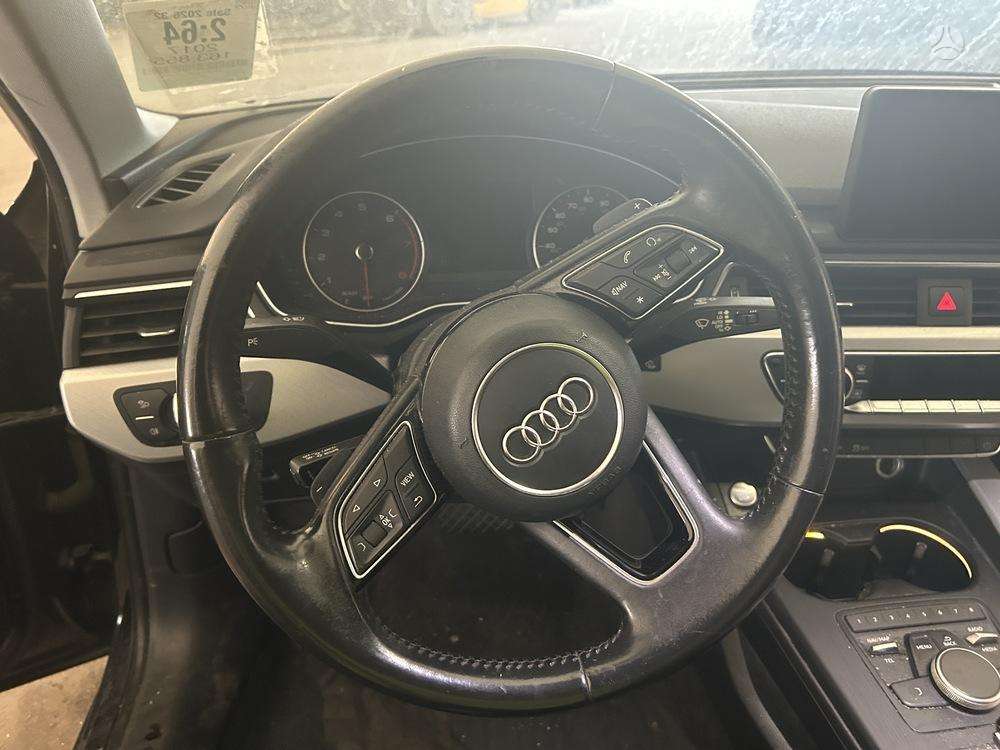 Audi A4, 2.0 l., saloon / sedan