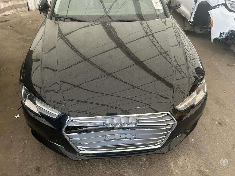 Audi A4, 2.0 l., saloon / sedan