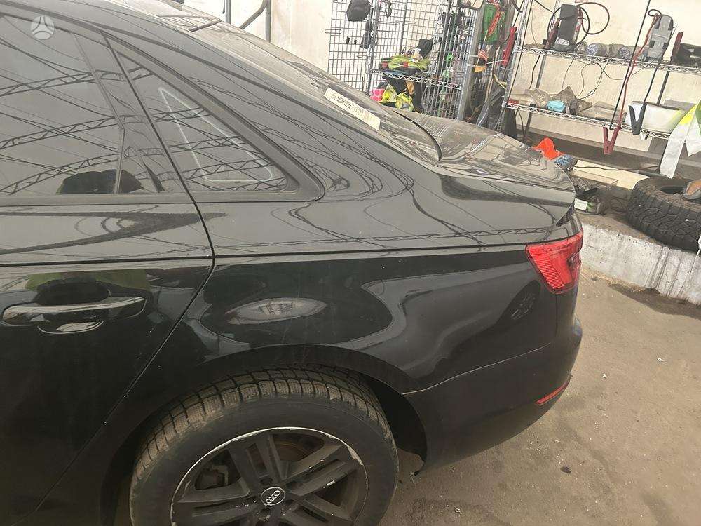Audi A4, 2.0 l., sedanas