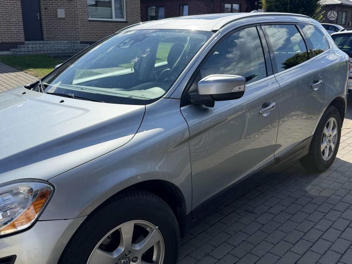Volvo XC60 - 2
