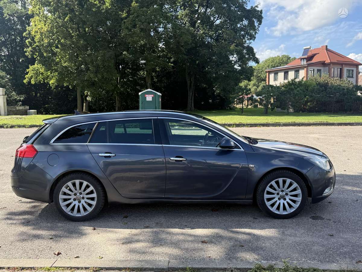 Opel Insignia, 2.0 l., Универсал