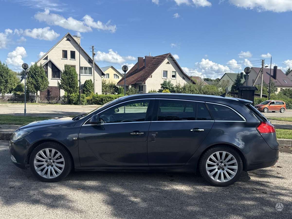 Opel Insignia, 2.0 l., Универсал
