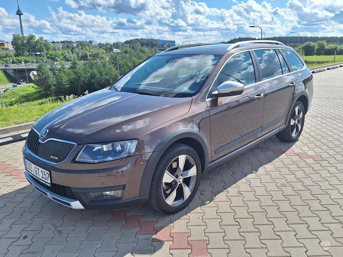 Škoda Octavia Scout - 1