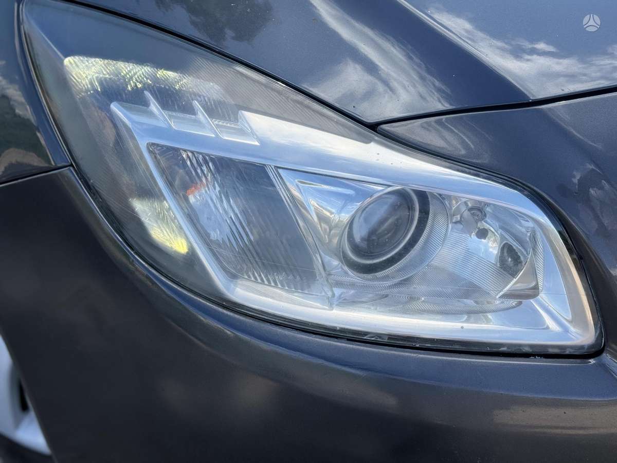 Opel Insignia, 2.0 l., Универсал