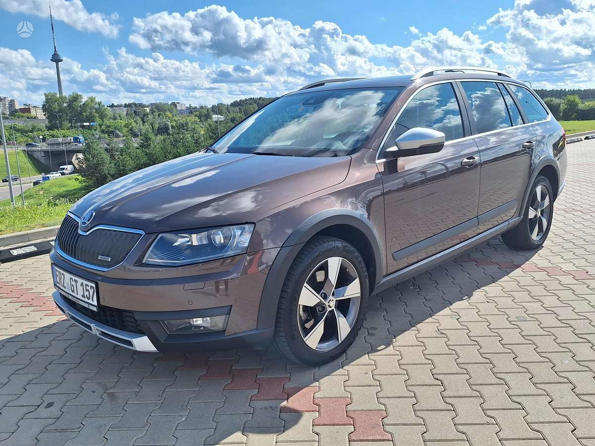 Škoda Octavia Scout - 2