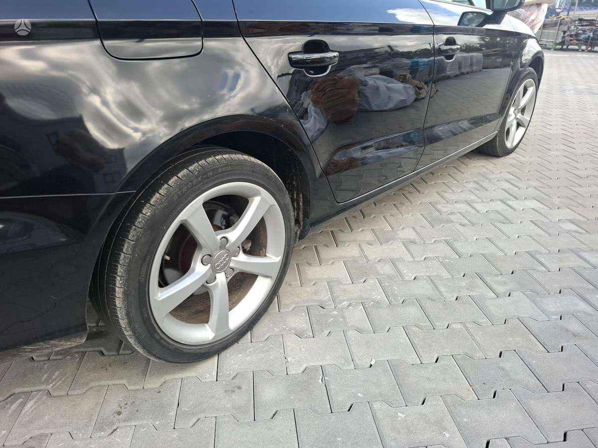 Audi A3, a4, lengvojo lydinio, R17