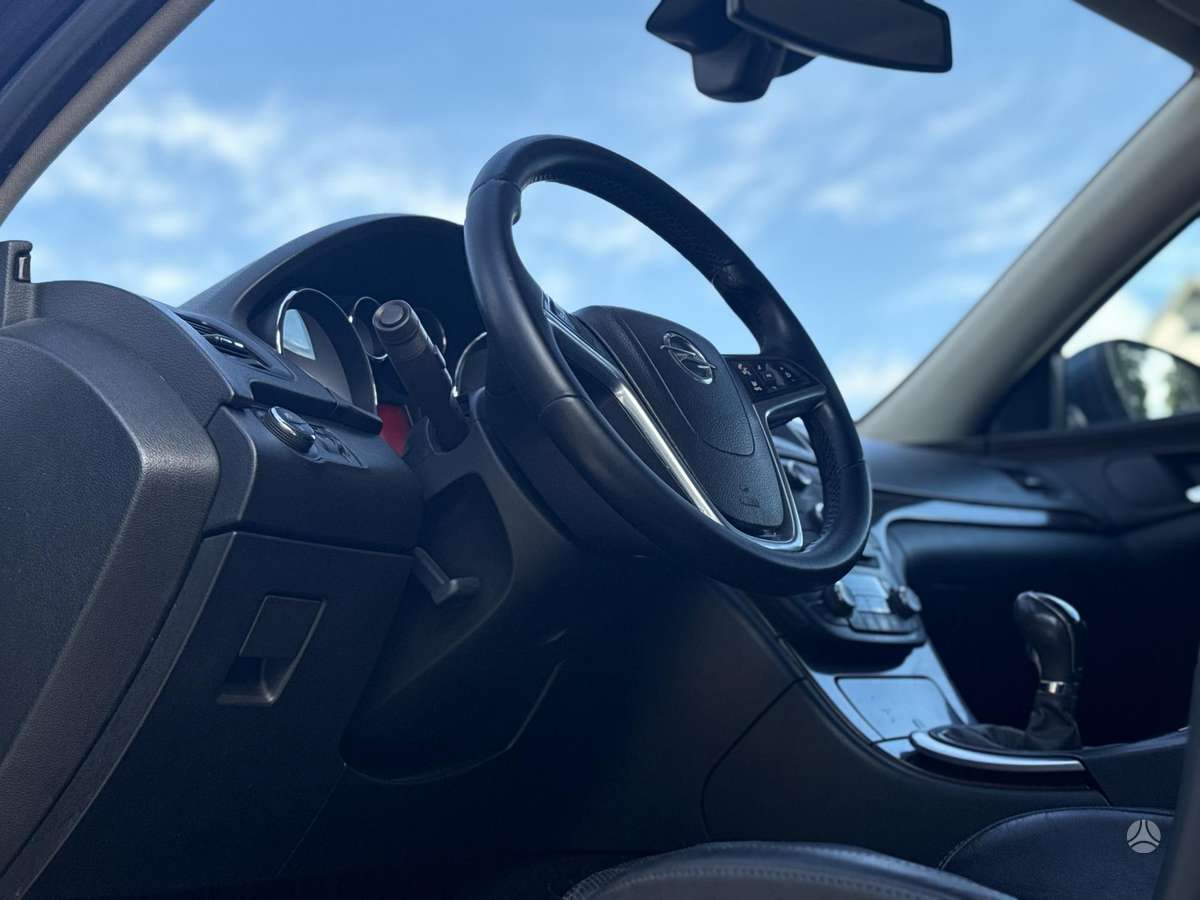 Opel Insignia, 2.0 l., Универсал