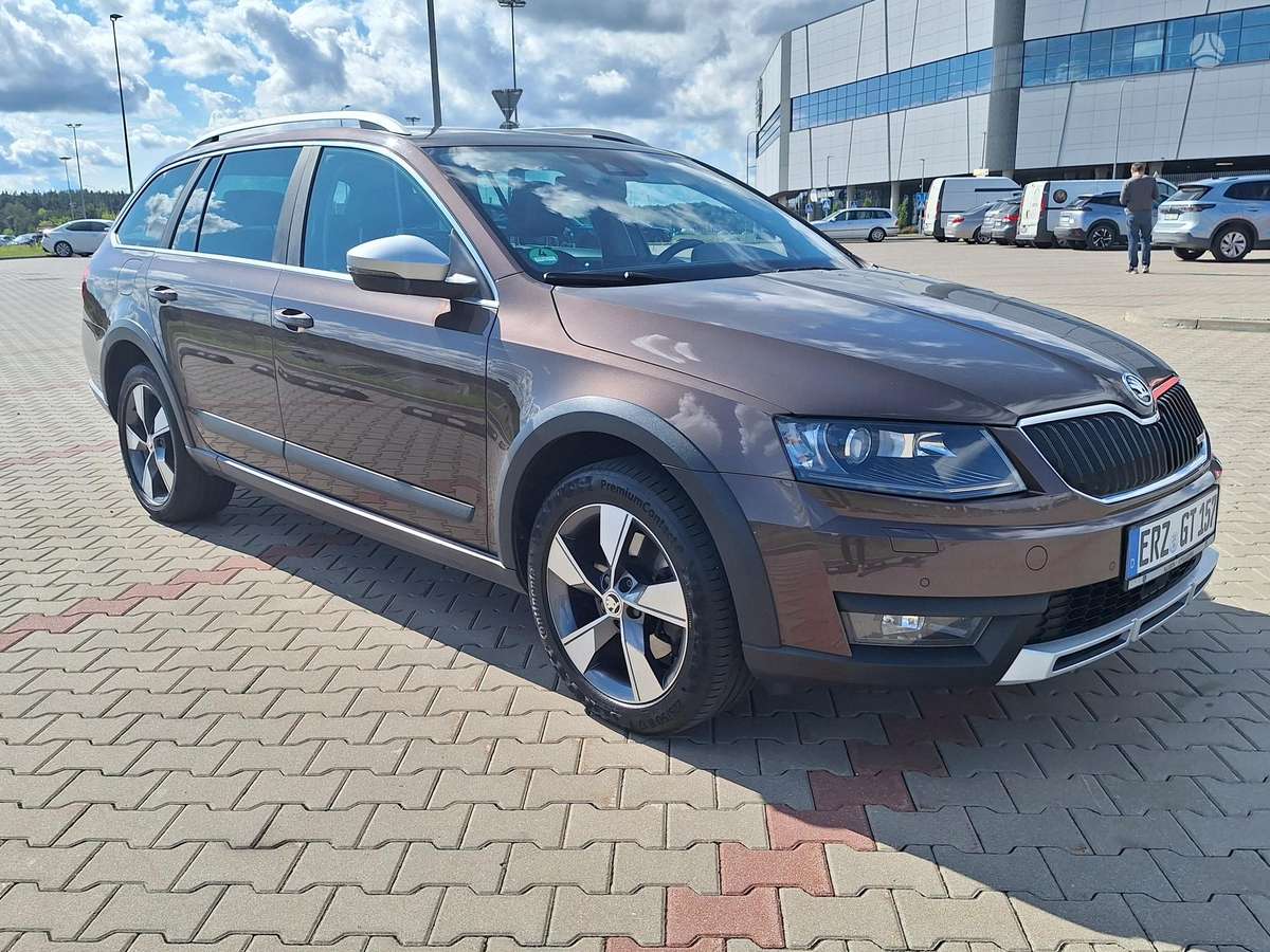 Škoda Octavia Scout - 5