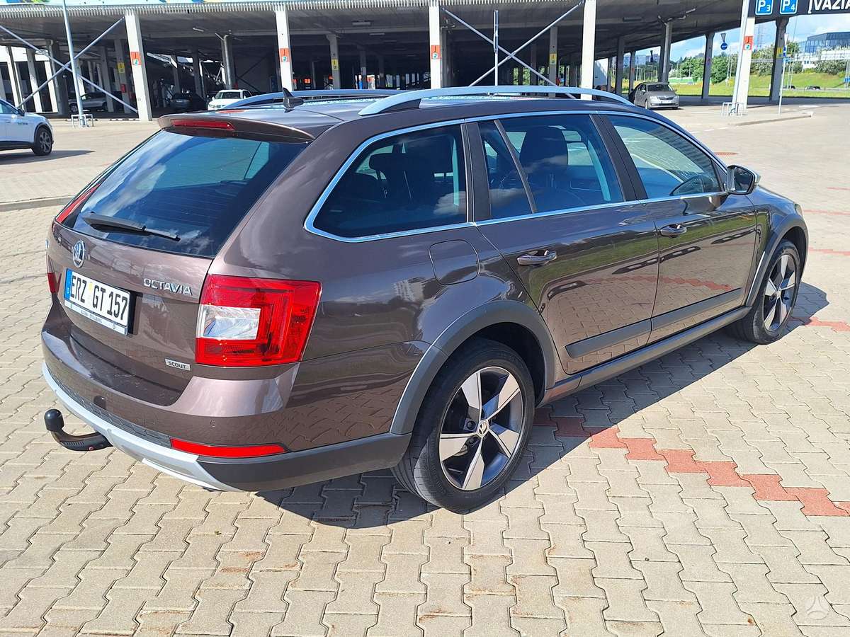 Škoda Octavia Scout - 6