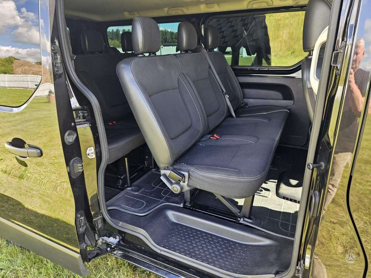 Renault Trafic - 10