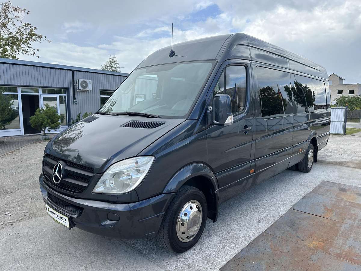 Mercedes-Benz Sprinter, passenger minibus