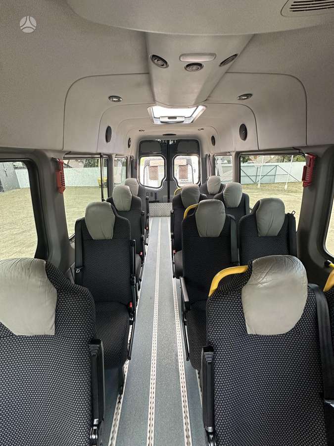 Mercedes-Benz Sprinter, passenger minibus