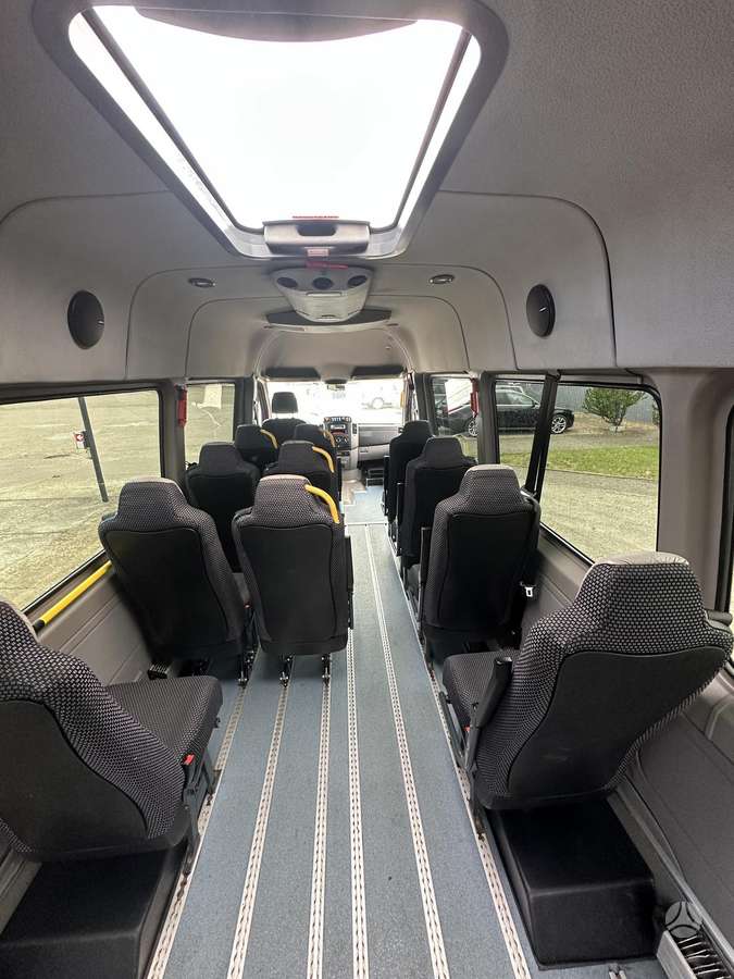 Mercedes-Benz Sprinter, passenger minibus