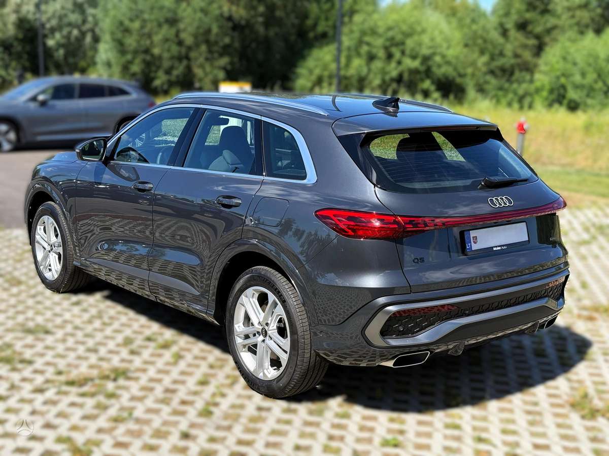 Audi Q5, 2.0 l., Внедорожник / Кроссовер