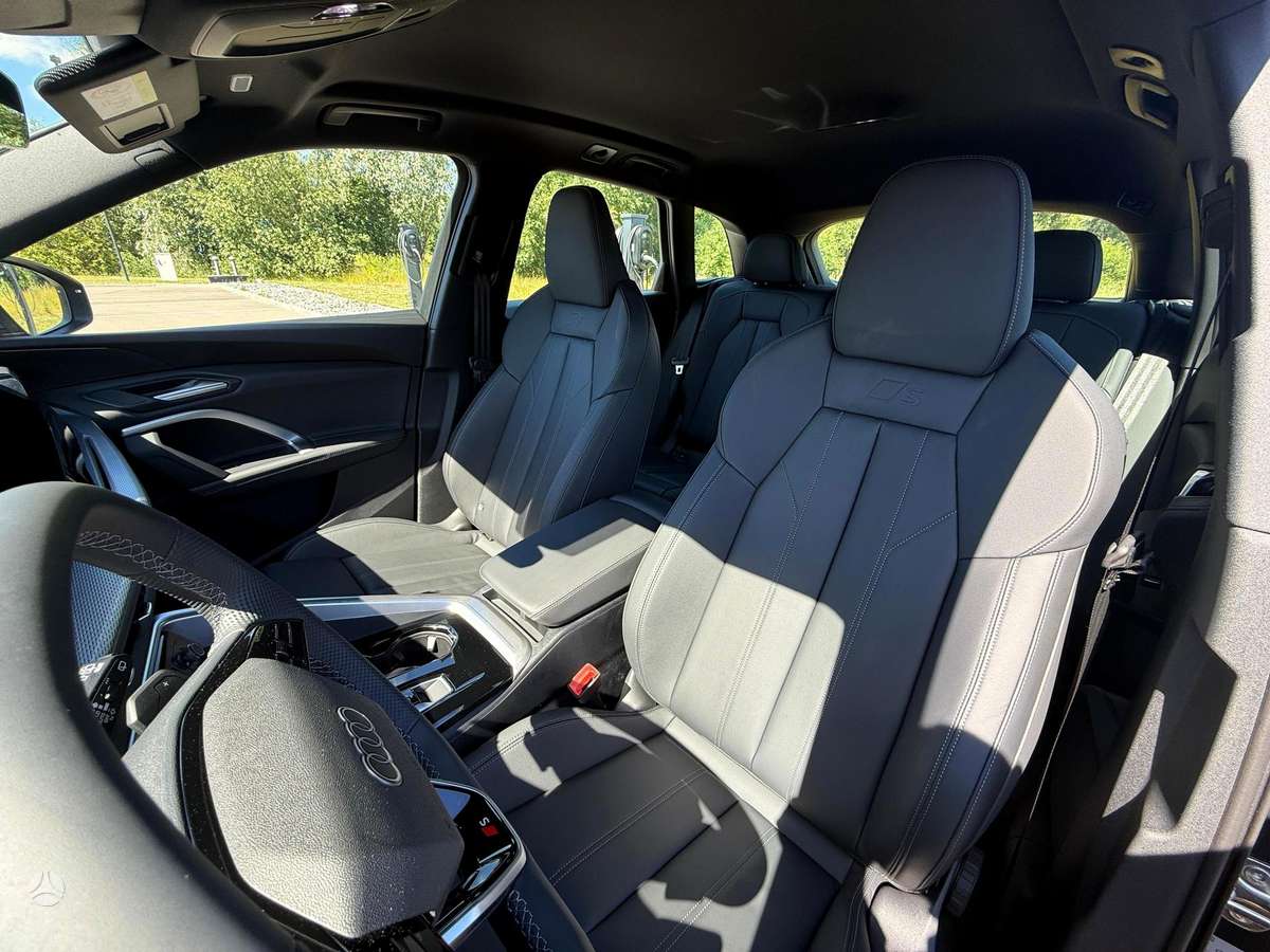 Audi Q5, 2.0 l., Внедорожник / Кроссовер