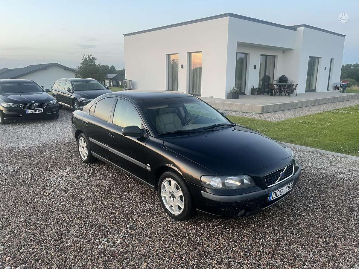 Volvo S60, 2.4 l., Седан